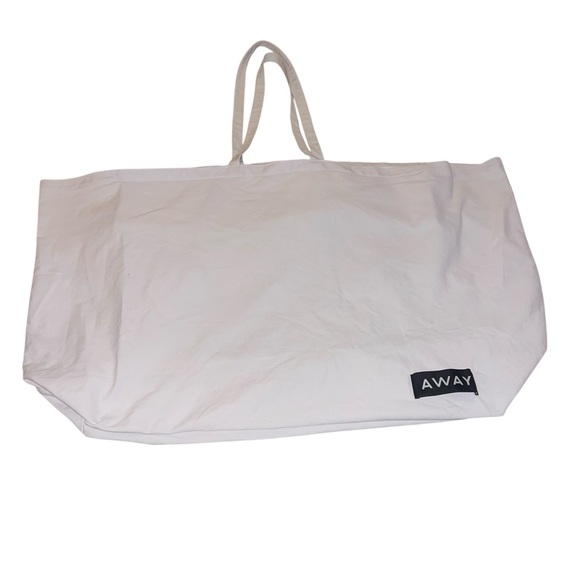 Away Handbags - EUC Away Canvas Classic White Oversized Tote Bag Luggage Travel Beach